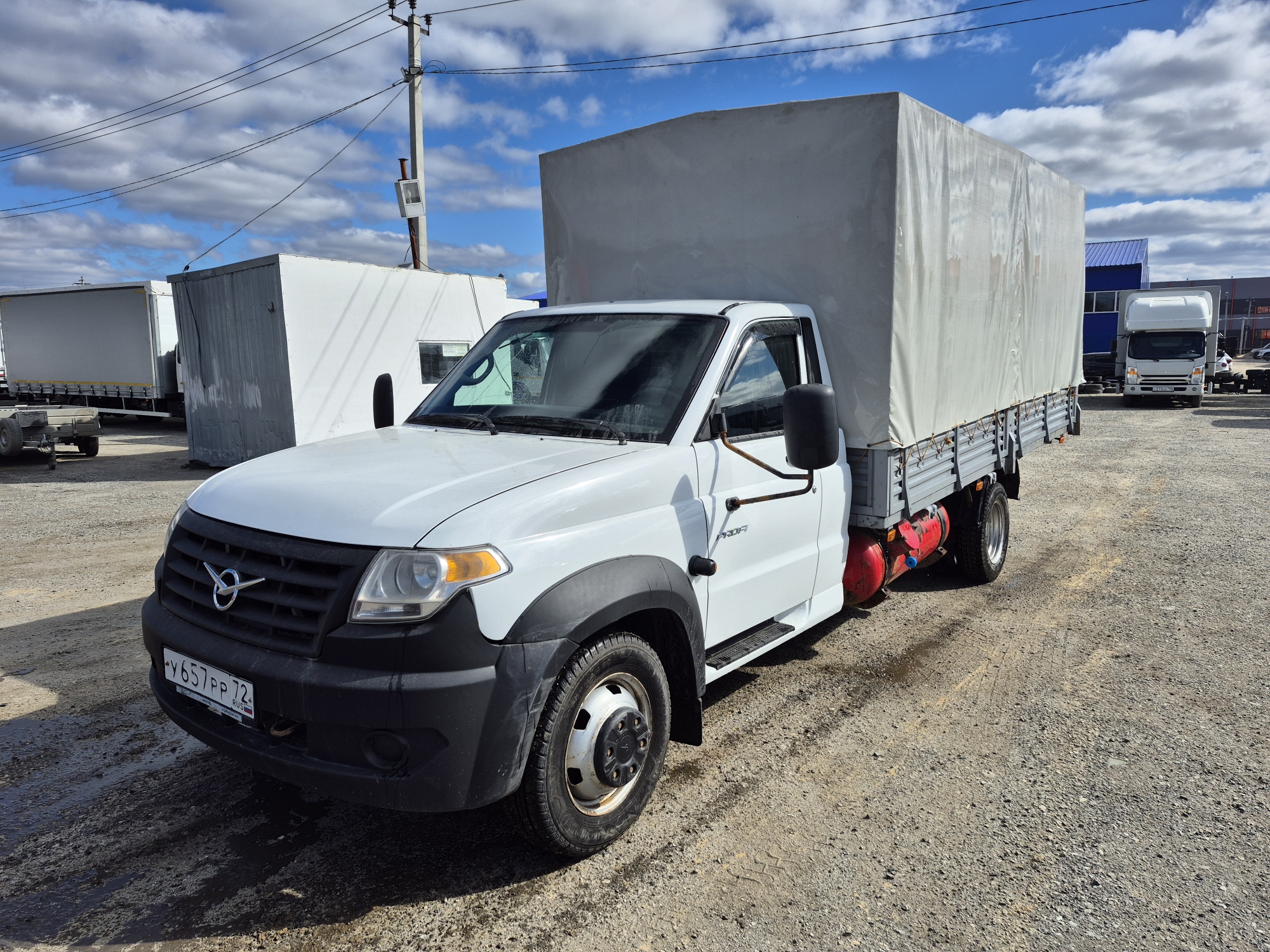 Уаз Уаз Профи